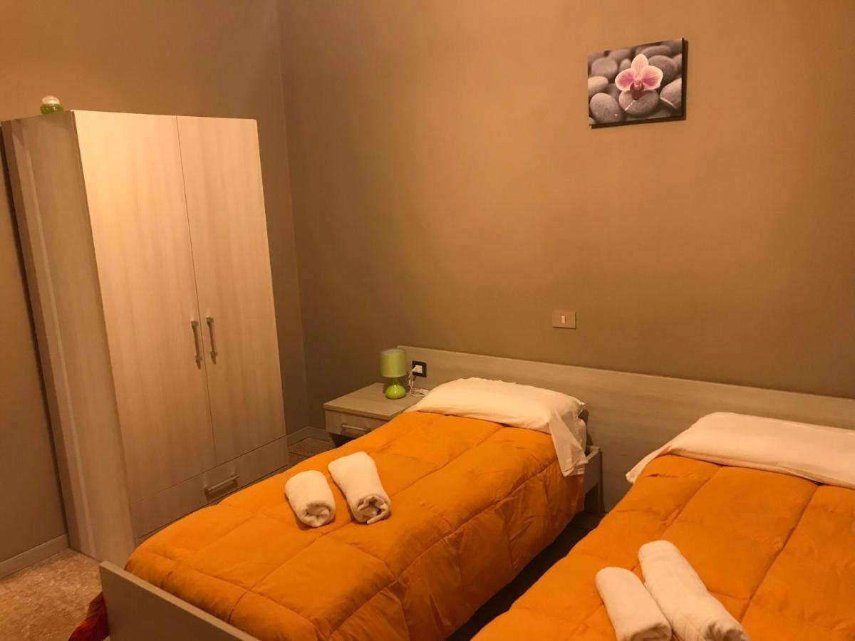 Albergo Centrale Cortemaggiore Exterior photo