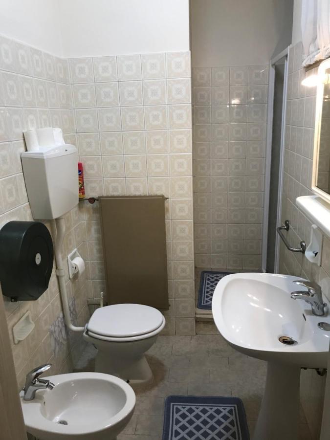 Albergo Centrale Cortemaggiore Exterior photo